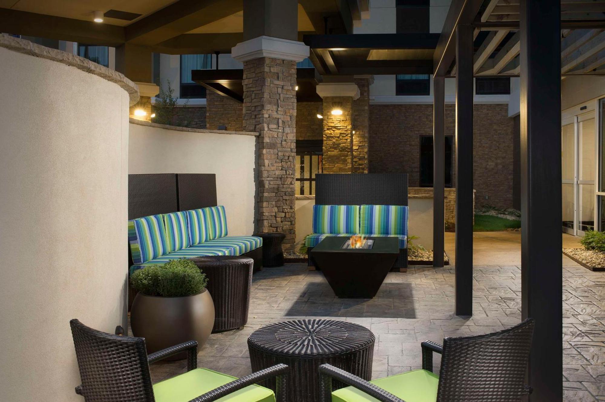 Hampton Inn By Hilton Hattiesburg Extérieur photo